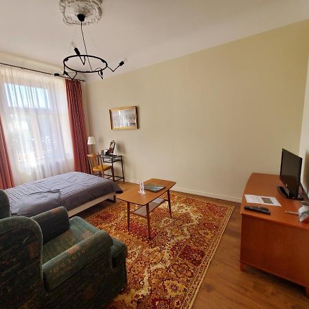 Stories Writer'S Ap 40Sqm Renovated Free Parking Apartment Рига Екстериор снимка