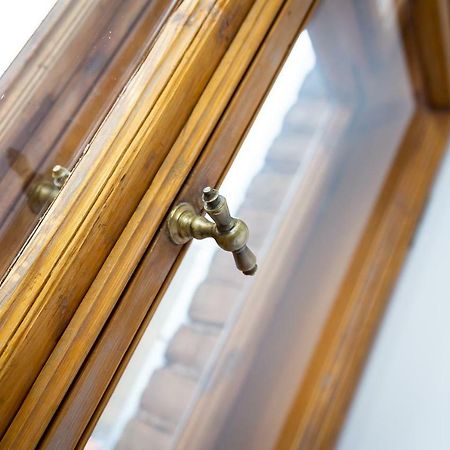 Stories Writer'S Ap 40Sqm Renovated Free Parking Apartment Рига Екстериор снимка
